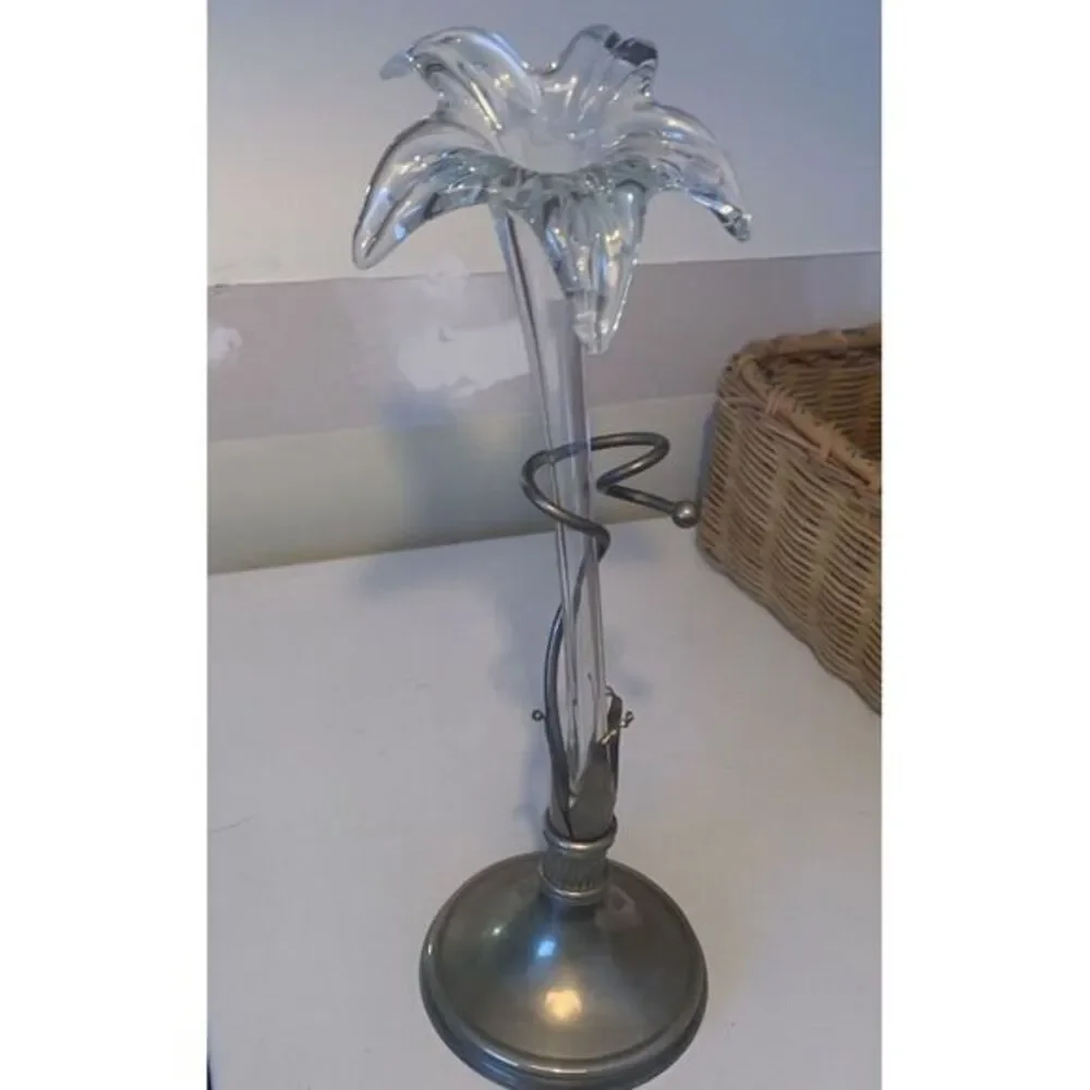 Vintage Blown Glass Lily Vase Art In Silver Tone Base Mid century‎